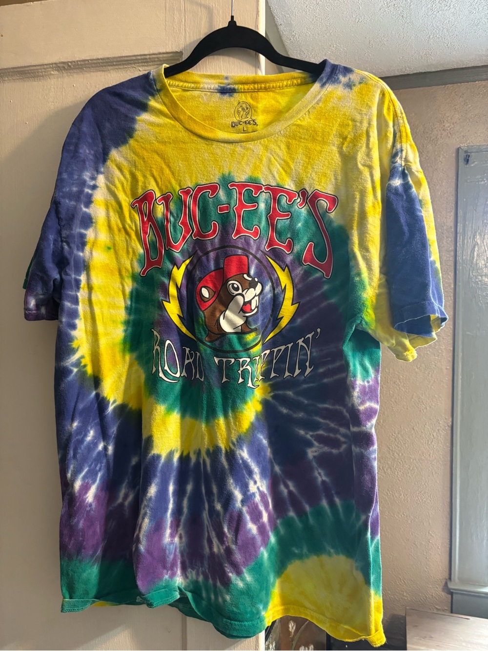 Buc-ee's Tie-Dye 'Road Trippin'' Graphic Tee - Yellow, Purple, Green, Blue